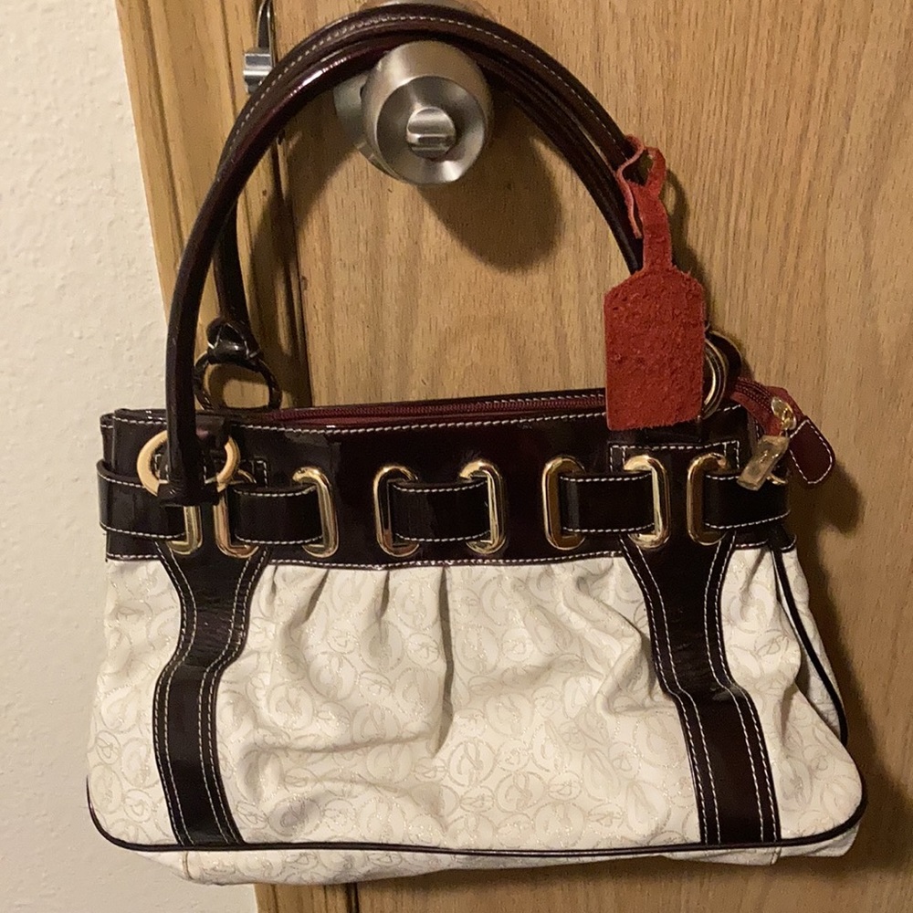 Sembonia Handbag - Picture 2 of 5
